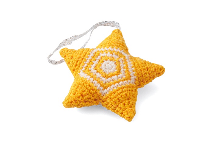 クリスマスに向けて作ろう 願いをかなえよう星形のオーナメント プロジェクトに参加しませんか フェリシモ 手芸部 Felissimo Company フェリシモ カンパニー