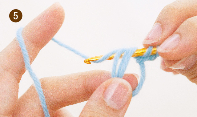 玉編みを編んでみよう（中長編み3目）「わ」の作り目から始める方法　手順⑤
