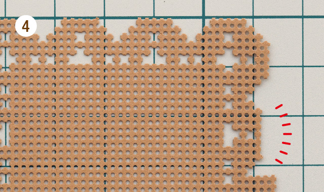 カルトンペルフォレ  図案に沿って切ってみよう！　手順④