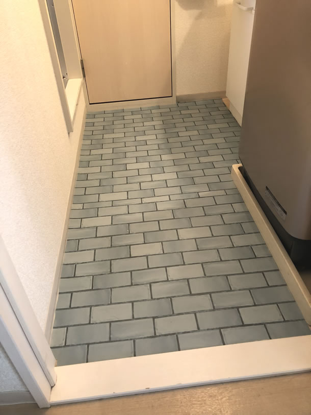 洗面所の床に敷くだけリメイク フェリシモ女子diy部ブログ 洗面所の床に敷くだけリメイク フェリシモ女子diy部ブログ