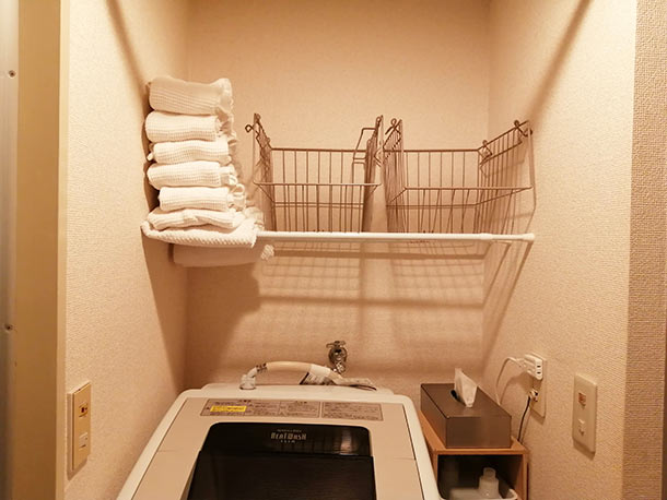 超簡単 トイレと洗濯機の上に 突っ張り棒を使って棚を作ったよ フェリシモ女子diy部ブログ