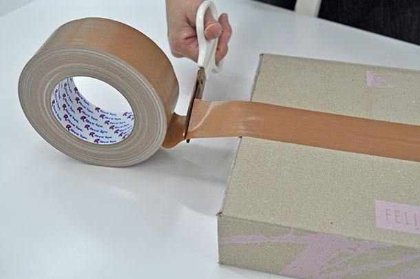 イヤ なあるあるから解放 ベタベタを気にしない テープにくっつきにくいプレミアムはさみ 作っちゃいました フェリシモ女子diy部ブログ イヤ なあるあるから解放 ベタベタを気にしない テープにくっつきにくいプレミアムはさみ 作っちゃいました フェリシモ女子diy部ブログ