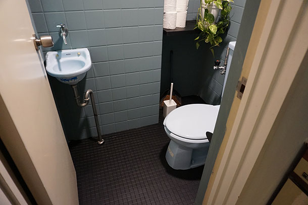 清潔感のあるトイレを目指せ トイレの床と壁をがっつりペイントdiy フェリシモ女子diy部ブログ