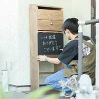 Kurasobi（くらそび）×フェリシモ女子DIY部　玄関前の郵便ポストを作ってみた！その３