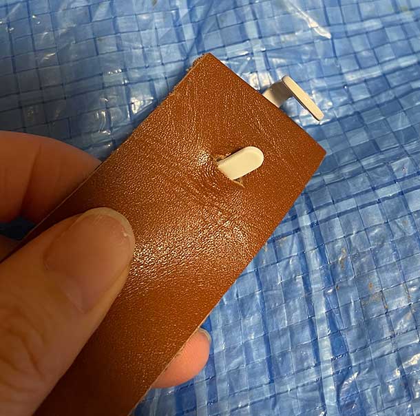 そこにフックを通したらこんな感じ