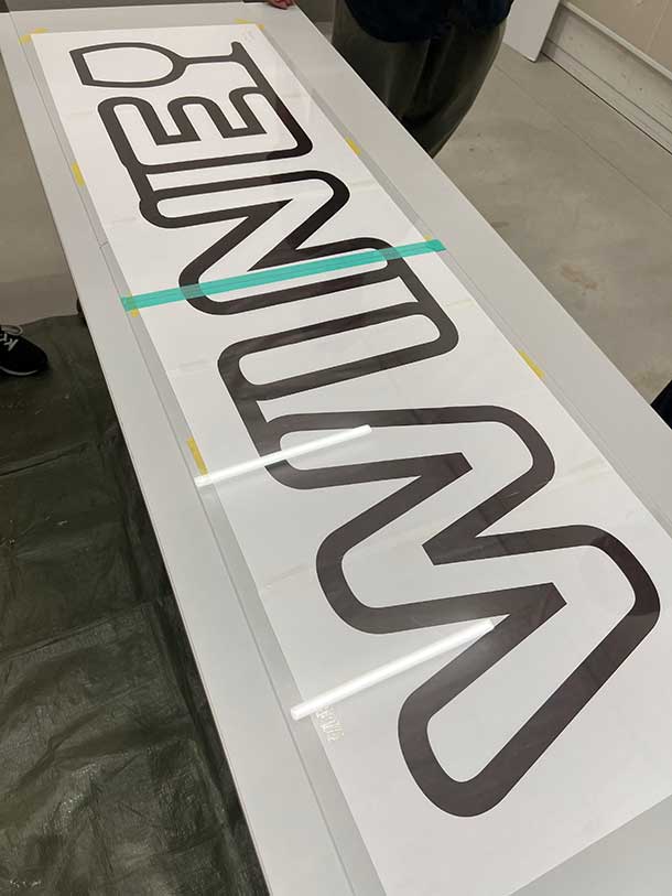 貼り付け完了したらひっくり返します