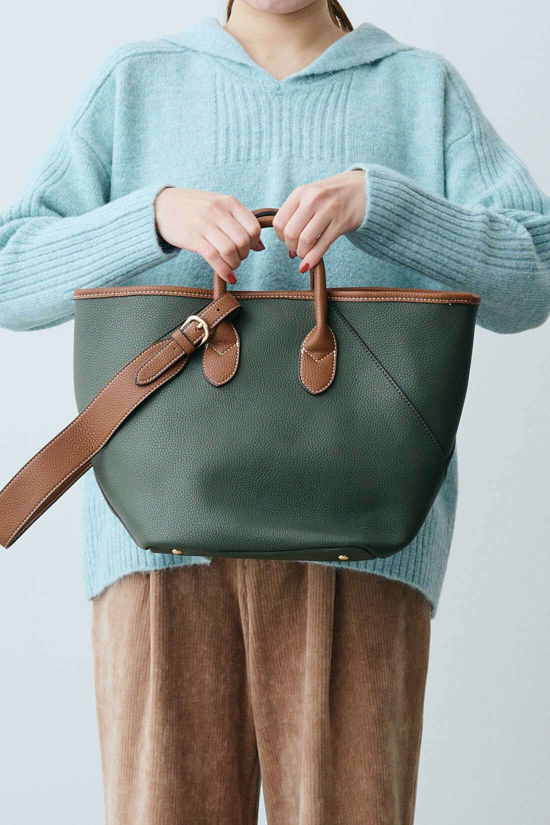 MonthlyBOX|IEDIT[イディット] SELECT　maison vert　軽量合皮素材の2-WAYトートバッグ