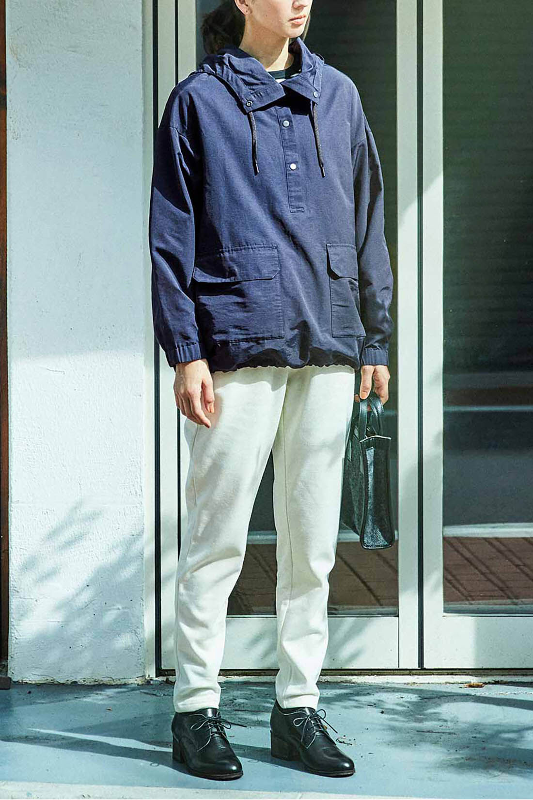 WEB限定お買い得商品|THREE FIFTY STANDARD コットンナイロンのアノラックパーカー〈ネイビー〉