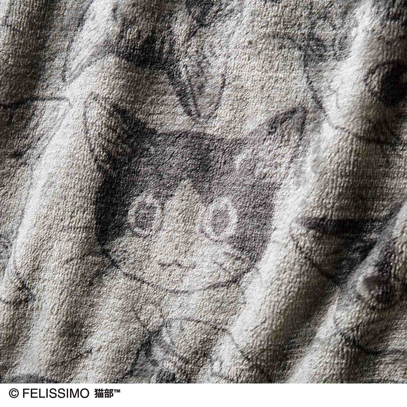 Real Stock|漫画家山野りんりんさんとつくった　猫まみれフリースジャケット|内側もモフモフのフリース素材であったか。