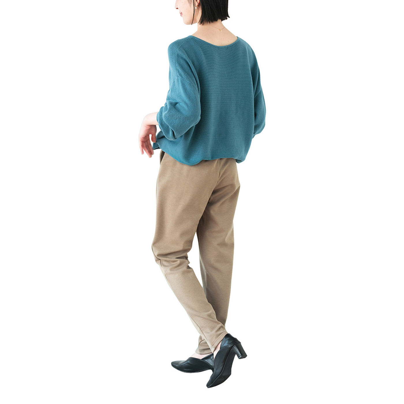 realstock [リアルストック]（Express BOX）|きちんと見えてリラックス　あったか裏起毛のナマケモノパンツ〈こなれブラウン〉|おしりはゆるっとひざ下スッキリのこだわりシルエット　※お届けするカラーとは異なります。