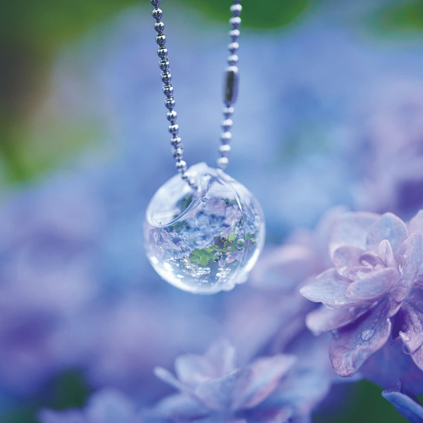 realstock [リアルストック]（Express BOX）|YOU+MORE!　雨空に咲きこぼれる 紫陽花の傘