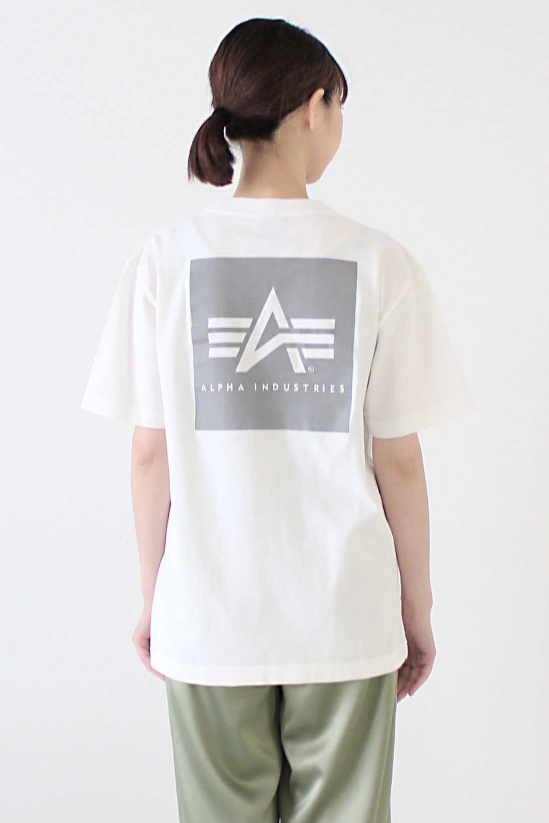 Real Stock|MEDE19F 〈SELECT〉 ALPHA INDUSTRIES　リフレクターバックロゴプリントTシャツ〈WHITE〉