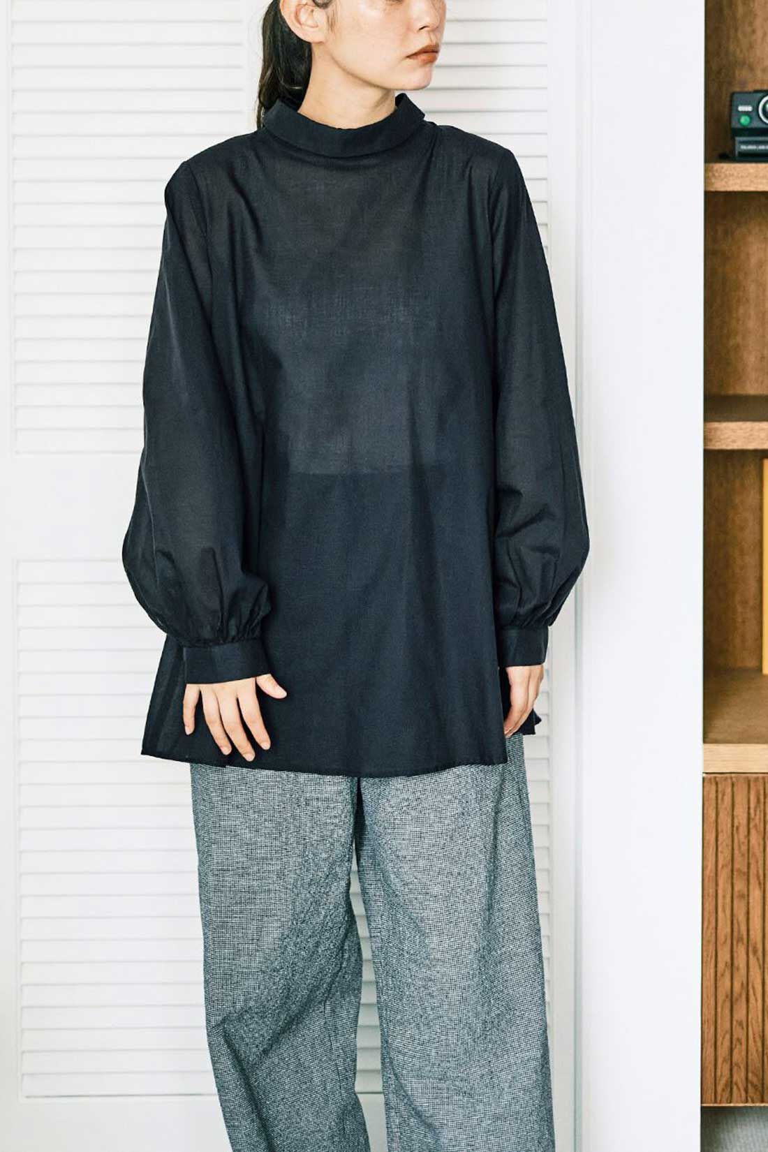 Real Stock|ａｎｄ　ｍｙｅｒａ　リボンチュニック〈黒〉