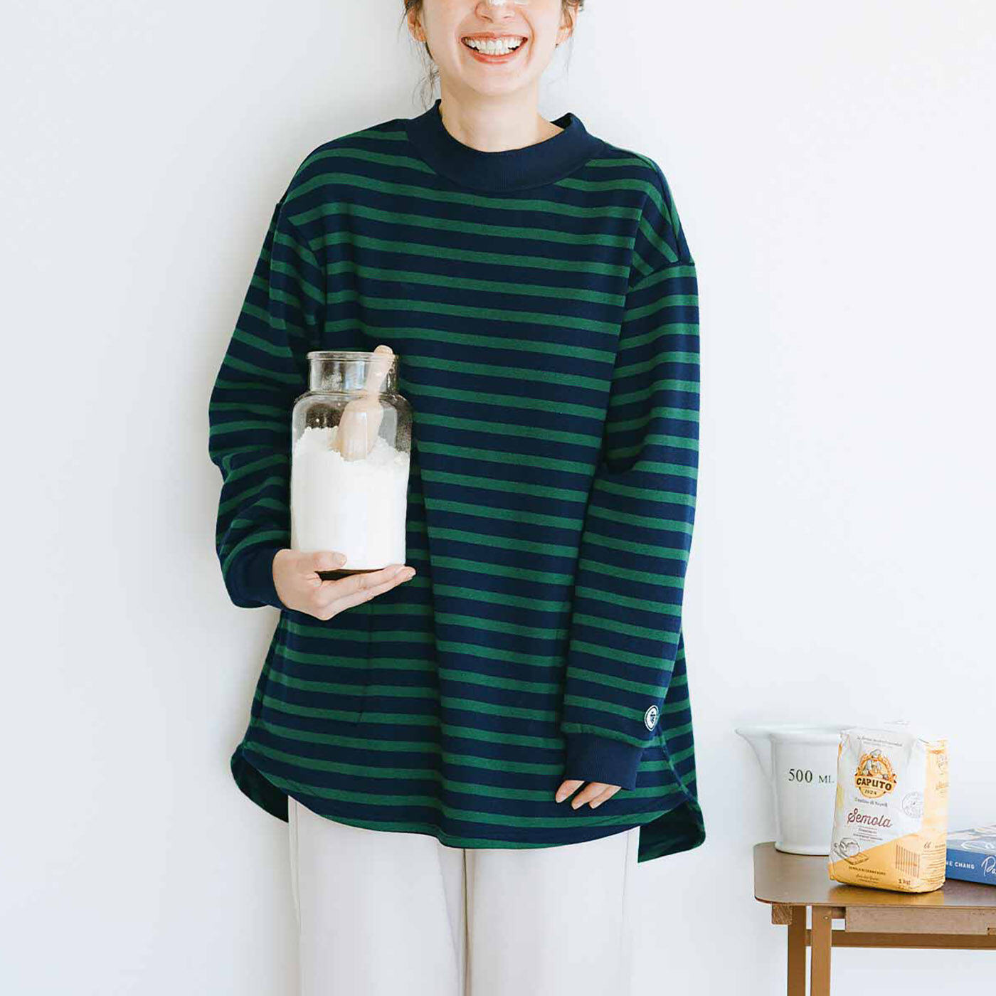 realstock [リアルストック]（Express BOX）|フラウグラット　シックな大人色ボーダーの かるホカ裏起毛ひらりチュニック〈ブラック×チョコレート〉|これは参考画像です。お届けするカラーとは異なります。