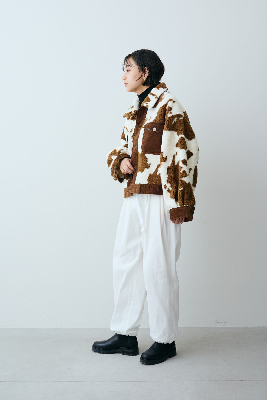 realstock [リアルストック]（Express BOX）|MEDE19F 〈SELECT〉【Lee】ウシ柄 ルーズボアジャケット|1.ブラウン　モデル身長：163cm