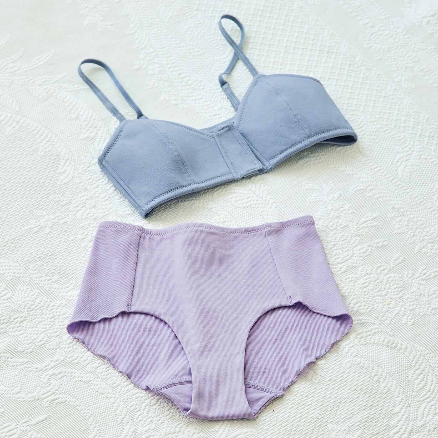 realstock [リアルストック]（Express BOX）|鼠径（そけい）部もウエストもゆるやかに 摩擦悩みに寄り添う 基礎化粧やわらかリブショーツ〈アクア〉|※お届けはショーツのみです。※お届けするカラーとは異なります。