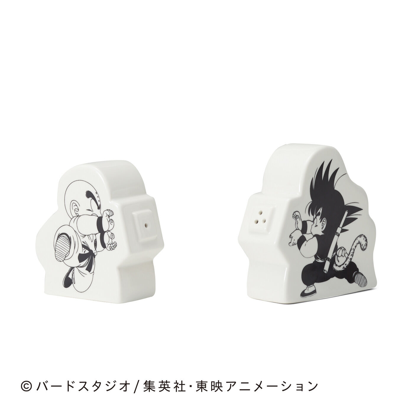 Real Stock|ドラゴンボール 塩やこしょうを「波！」と放つ かめはめ波の調味料ケース|悟空は3つ穴。こしょうやスパイスを入れて。クリリンはひとつ穴。塩などにおすすめ。