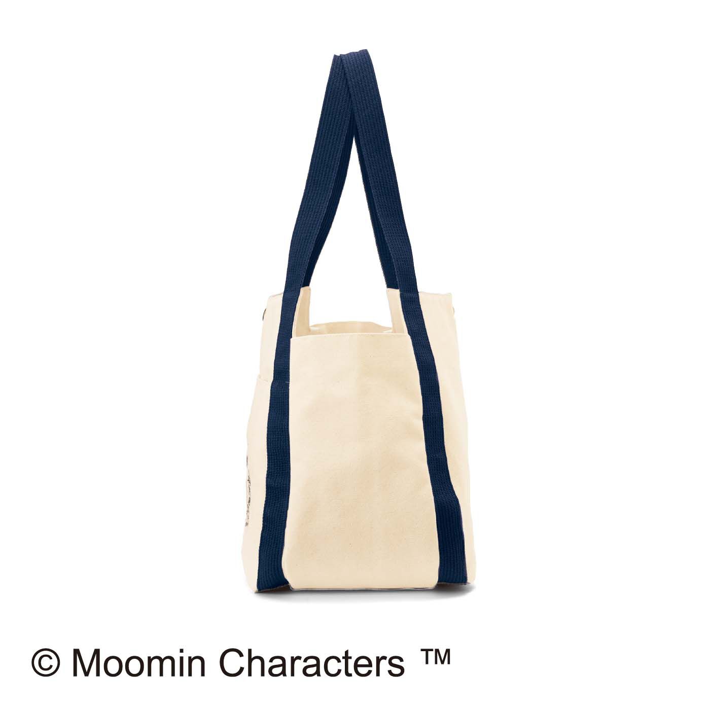 Real Stock|MOOMIN　ムーミン　モノクロ刺しゅう 帆布バルーントートバッグ|まち幅をたっぷり取った大容量のバッグ。