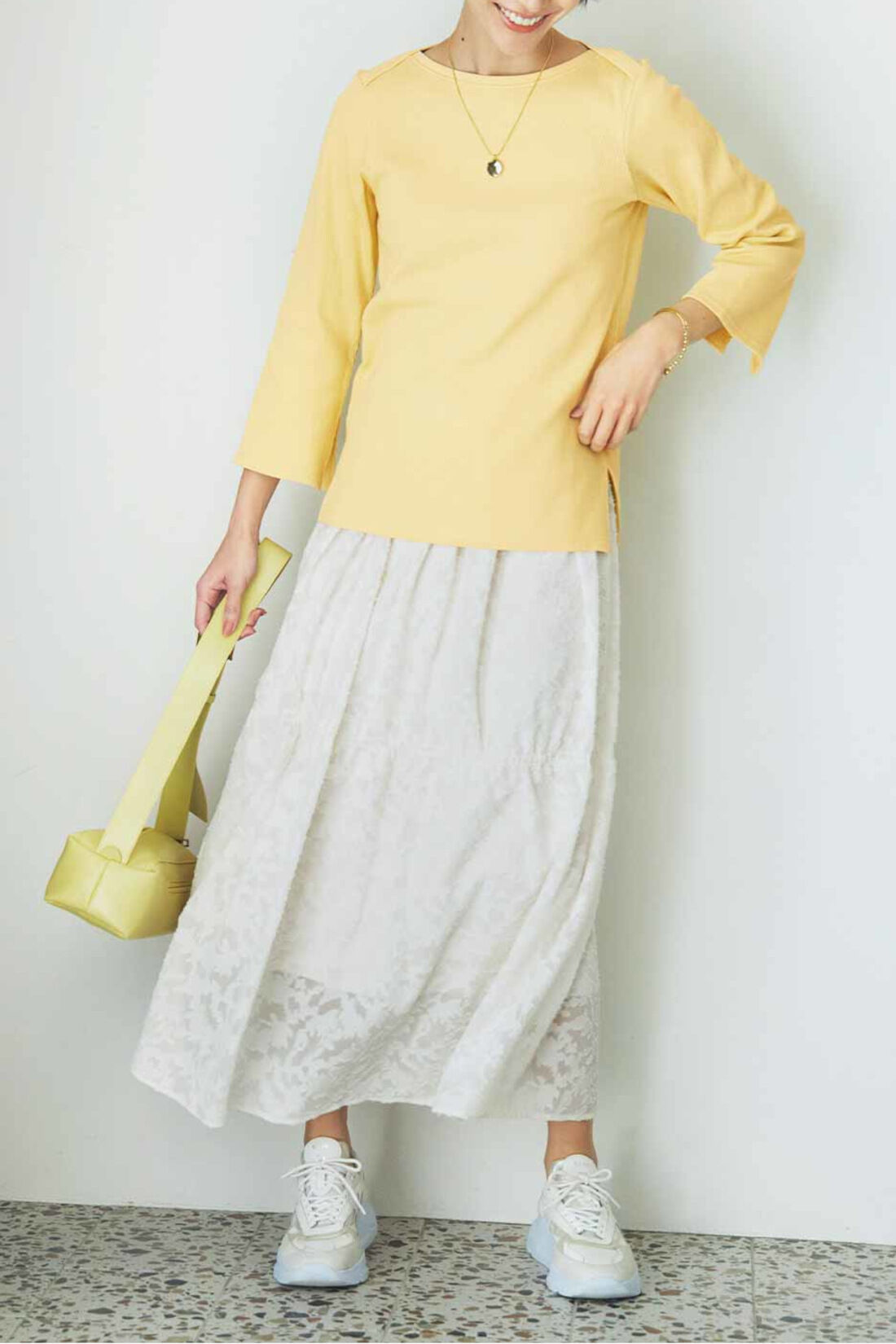 Live love cotton（R）プロジェクト IEDIT[イディット]　デザインネックでデコルテ華やぐ　フレアースリーブカットソー〈イエロー〉