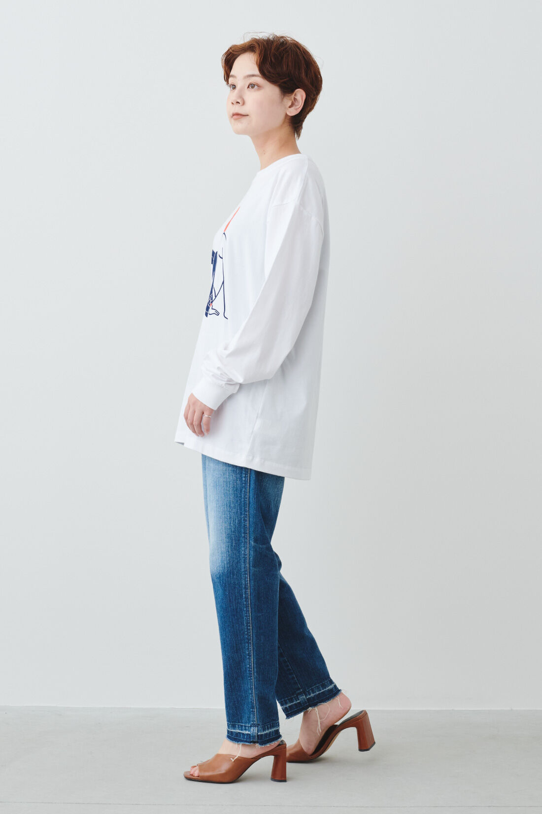 Real Stock|MEDE19F 〈SELECT〉 EDWIN アーティストコラボTシャツ no.4〈白根ゆたんぽ〉|1：ホワイト　モデル身長：157cm