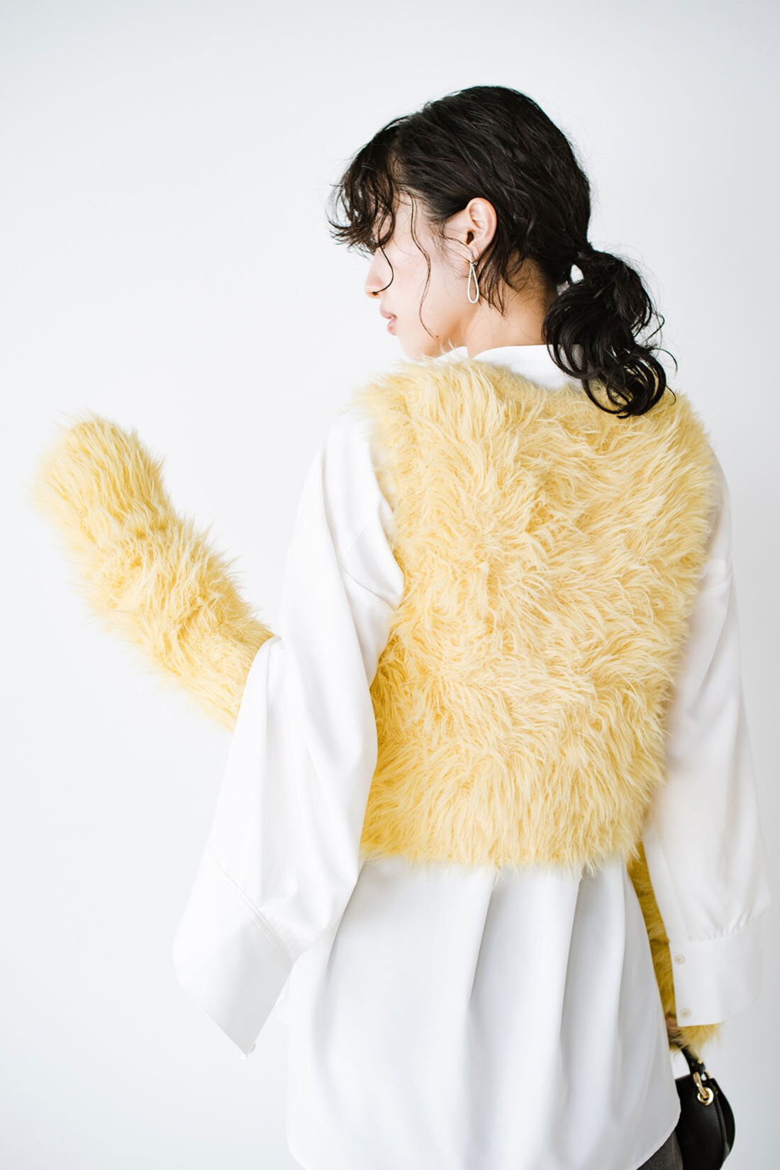 Real Stock|ｈａｃｏ！×ＮＯＫＩ 花をまとうコラボシリーズ【糸菊】ふわっふわのニット＆アームウォーマー〈イエロー〉