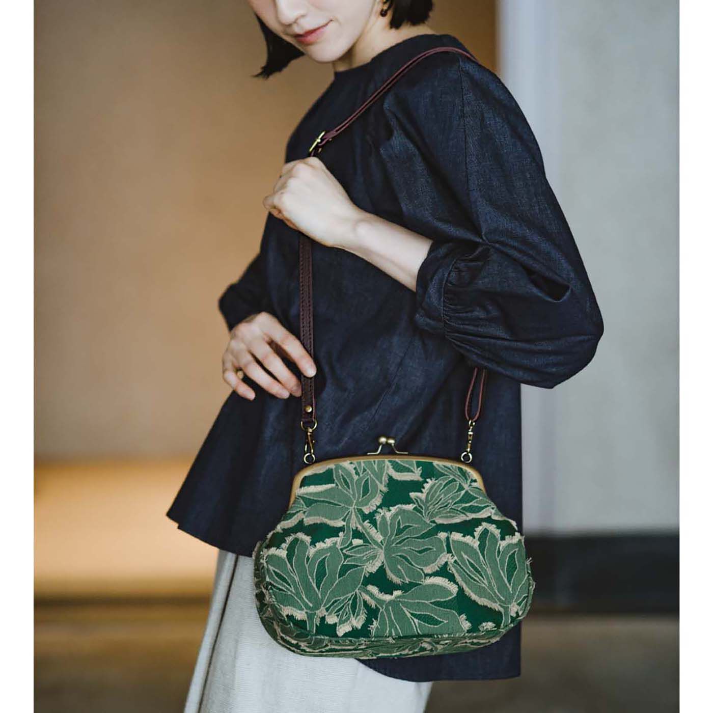 realstock [リアルストック]（Express BOX）|el:ment　播州織カットジャカードの風合いを愉しむ がま口ショルダーバッグ〈常盤色〉