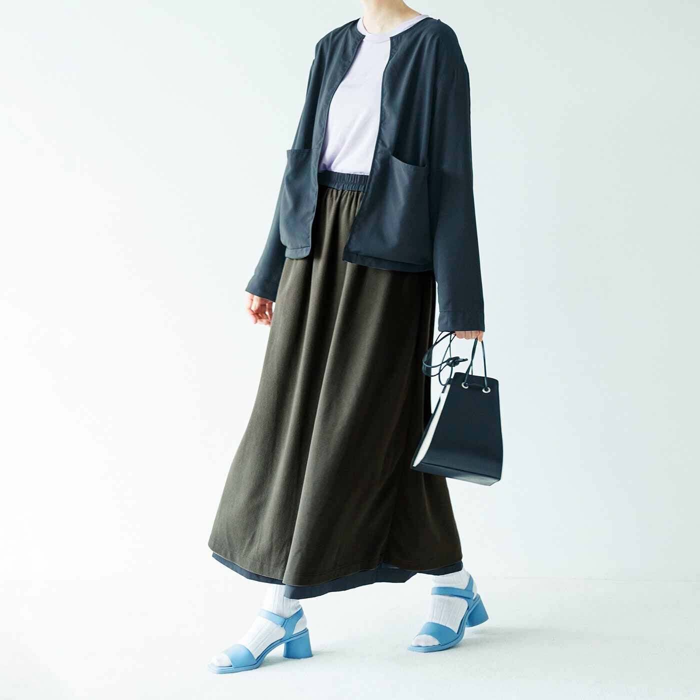 realstock [リアルストック]（Express BOX）|ラミプリュス 撥水（はっすい）きれいめ素材とやわらかフリースで 本当にどっちも使えるリバーシブルスカート〈ブラック×カーキ〉