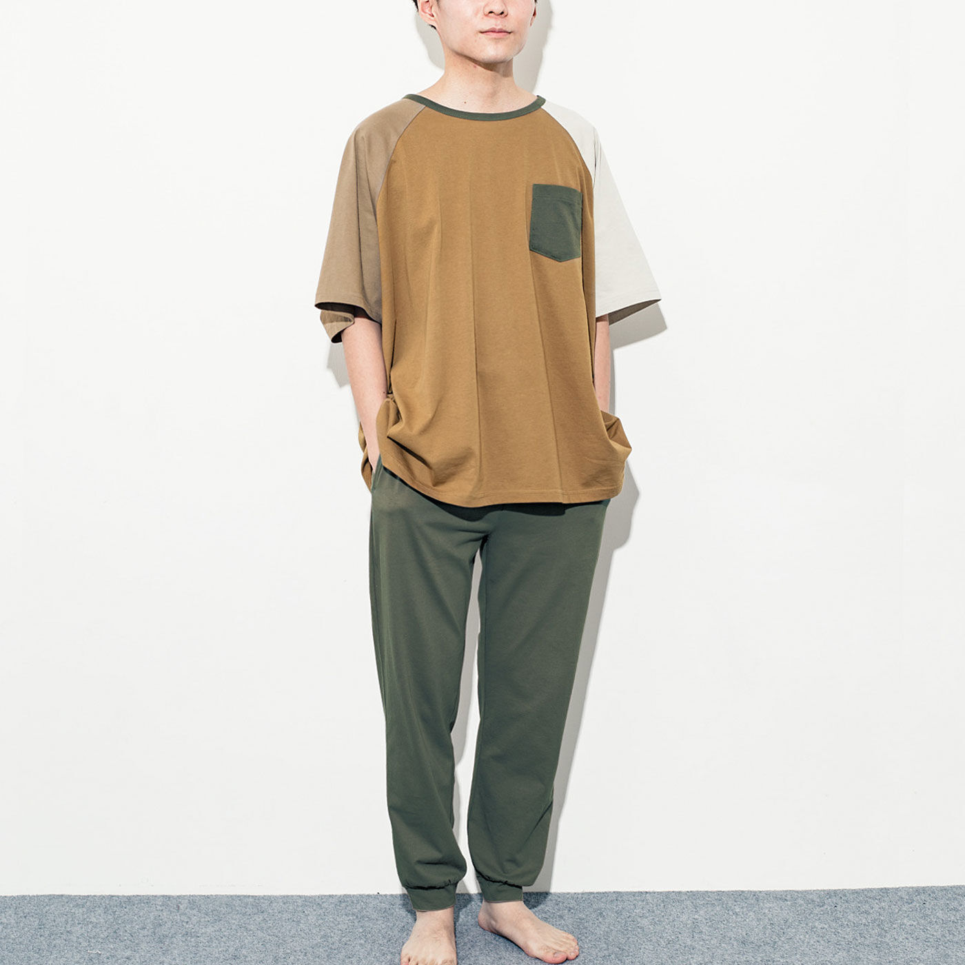 くったりらくちんスタメンおうち着 幅広ラグランTとはら巻き付きボトムスの綿混セットアップ〈カーキ×マスタード〉｜パジャマ・ルームウェア｜レディースファッション｜レディースファッション・雑貨のアウトレット通販｜Real  Stock