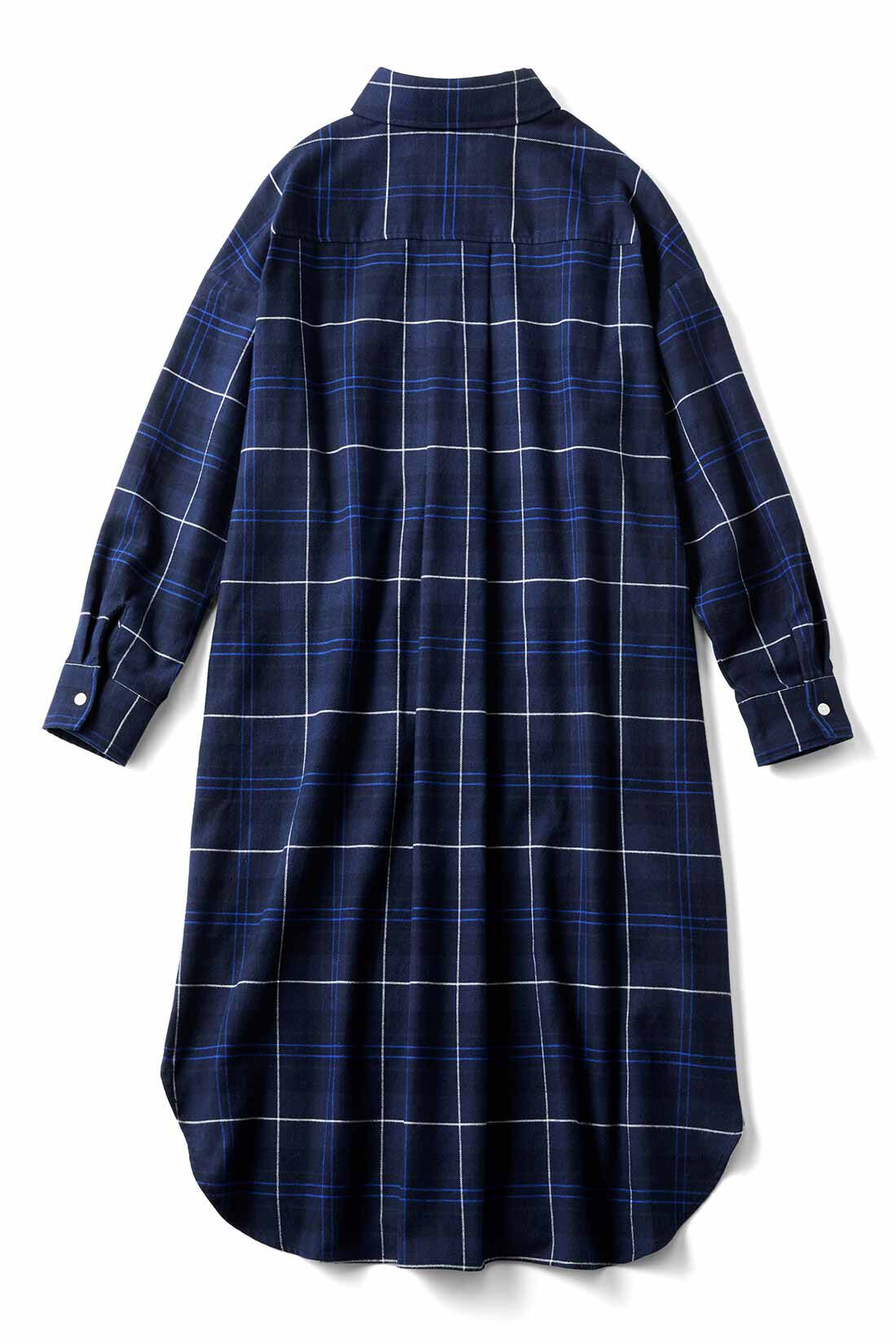 Real Stock|THREE FIFTY STANDARD　ボタンダウンのプルオーバーチェックワンピース〈ネイビー〉|BACK