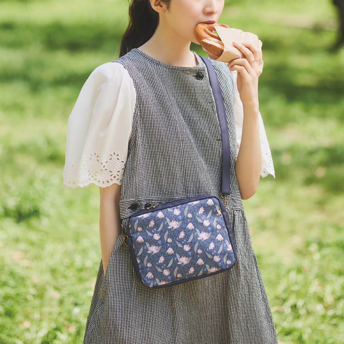 A.P.C. ノースリーブセーター ネイビー URBAN RESEARCH DOORS（アーバンリサーチドアーズ）の