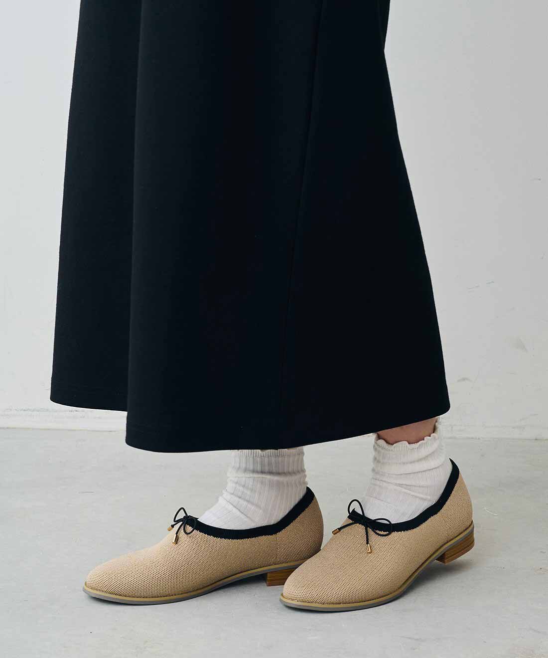 realstock [リアルストック]（Express BOX）| 【3～10日でお届け】リブ　イン　コンフォート　はまじとコラボ　　ほんのりラメが上品な　リボンニットシューティ〈ベージュ〉