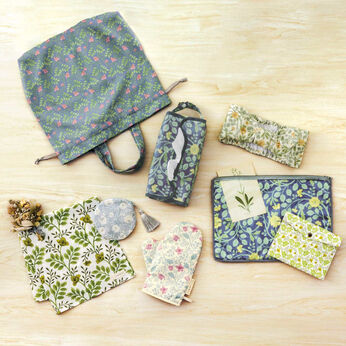Real Stock | ａｍ＆ｂｅ　アンティークフラワー雑貨