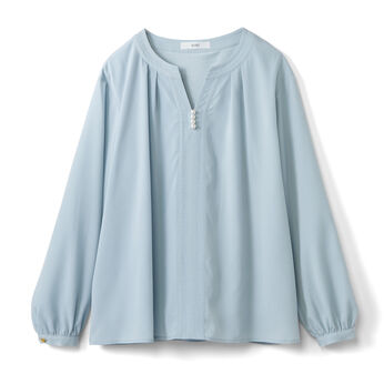 Real Stock | カット付ネックパールトップス〈ブルー〉ＩＥ