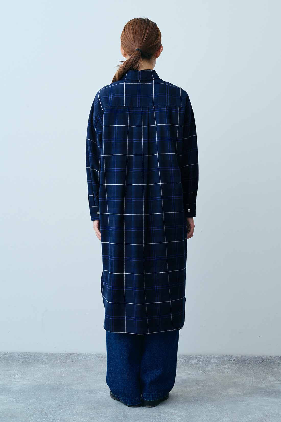 Real Stock|THREE FIFTY STANDARD　ボタンダウンのプルオーバーチェックワンピース〈ネイビー〉|モデル身長：165cm　着用サイズ：M