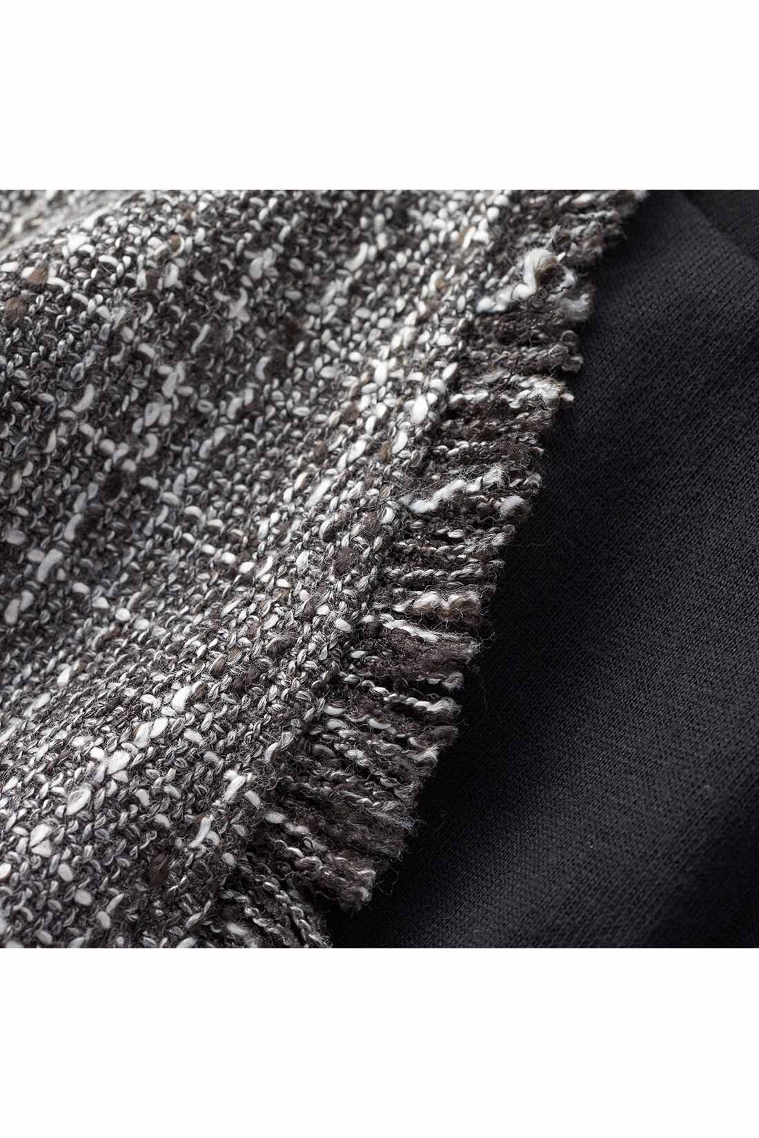 Real Stock|IEDIT[イディット]　こなれコーデがかなう　ツイードベストと長袖ロゴＴシャツのセット〈ブラック〉|数種の糸で表情豊かに織り上げたツイード素材。ネックやアームホールまわりのフリンジがこなれた印象に。