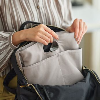 Real Stock | ７つのポケット　ショルダー付きインナーバッグ