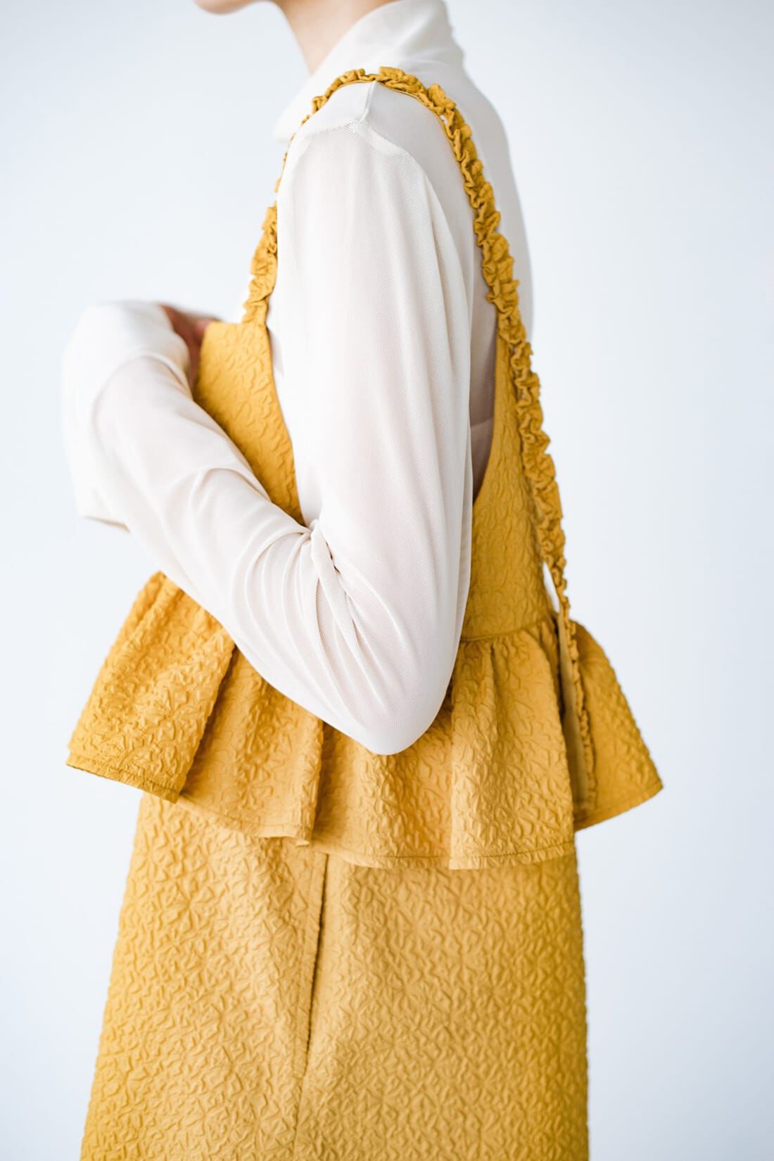 realstock [リアルストック]（Express BOX）|ｈａｃｏ！ お花が綺麗に咲いている奇跡を身にまとう ＯＮＥ−ＰＩＥＣＥ ｂｙ ＬＯＶＥ＆ＰＥＡＣＥ ＰＲＯＪＥＣＴ〈マスタード〉