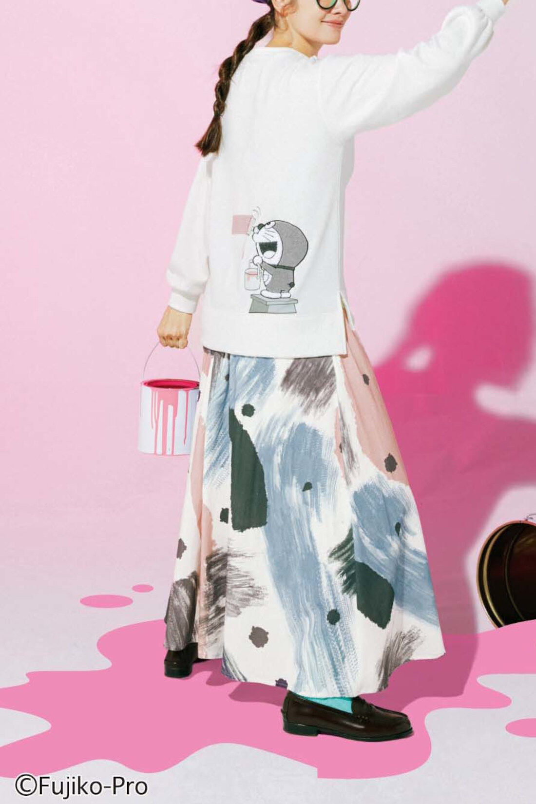 Real Stock|ドラえもん　重力ペンキを塗ったみたいなアート柄スカート〈ピンク〉