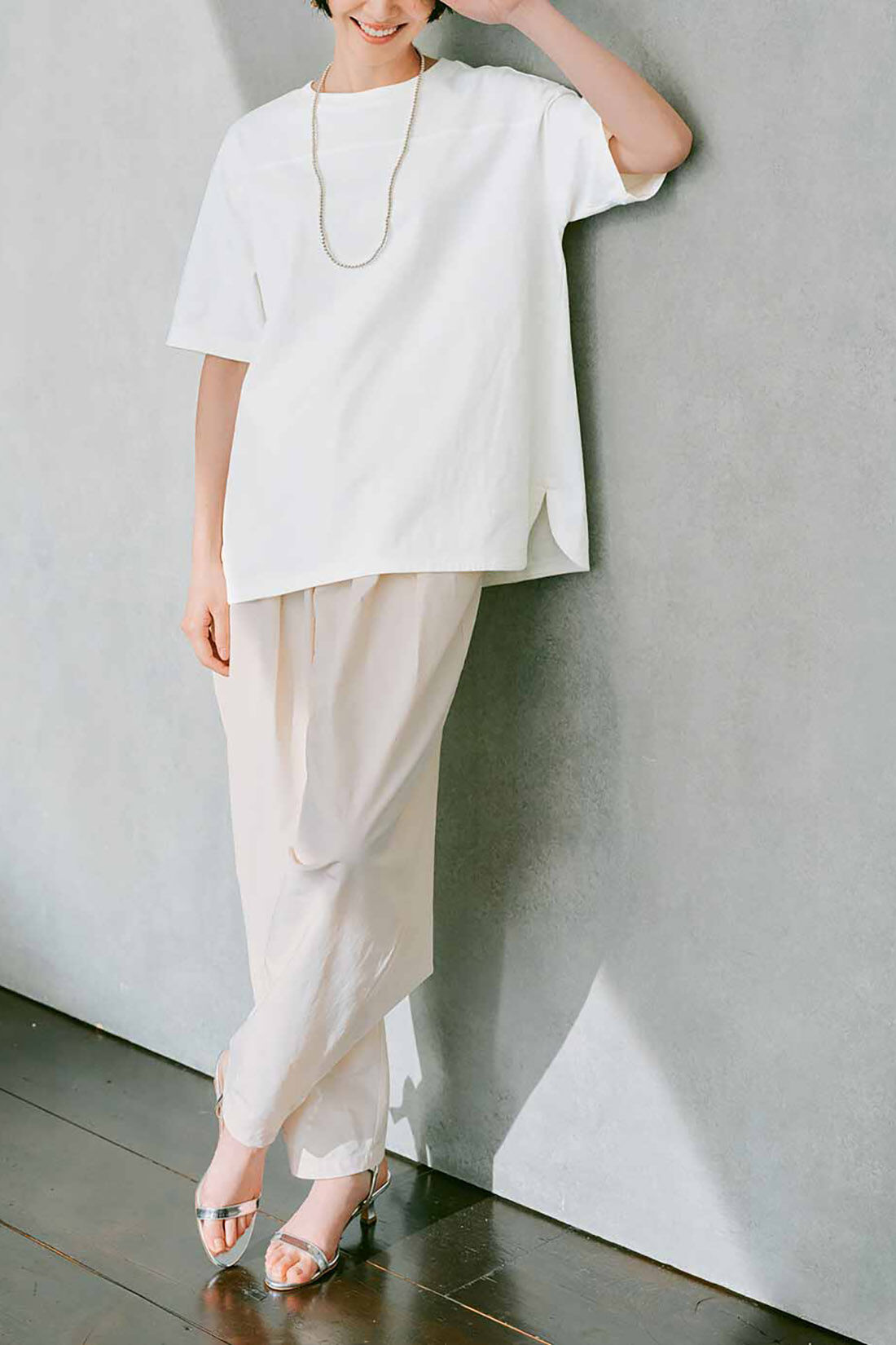 realstock [リアルストック]（Express BOX）|IEDIT[イディット]　小森美穂子さんコラボ コットン素材のフットボール風Tシャツ〈ホワイト〉