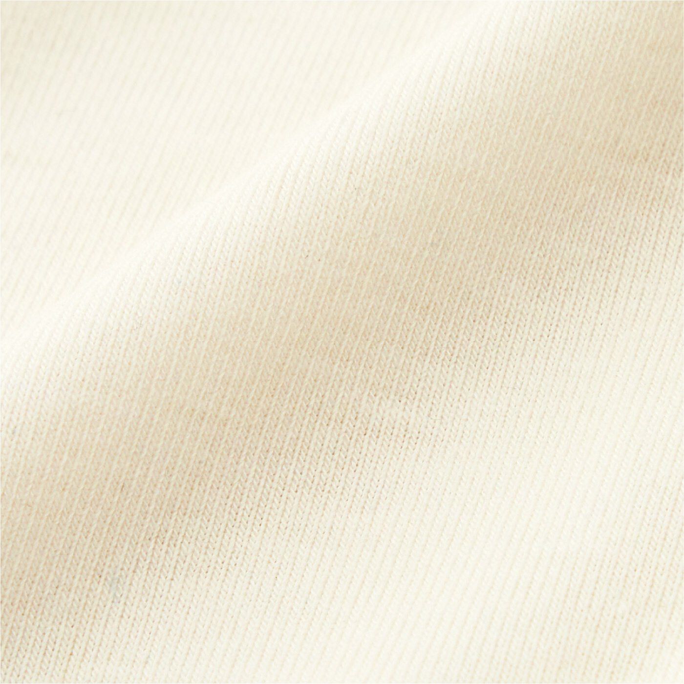 Real Stock|付け衿できちんと印象アップ　わき汗対策タンクトップ〈リボン〉|お手持ちの服に合わせやすいアイボリーカラー。伸びがよく、着脱しやすい素材。