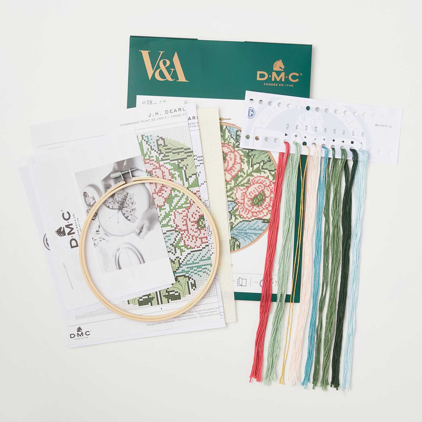 Real Stock|ＤＭＣ×Ｖ＆Ａ　Ｊ．Ｈ．ＤＥＡＲＬＥ　「ＭＹＲＴＬＥ」クロスステッチキット|お届けキットの一式です。※刺しゅう枠の金具はシルバーがセットされています。