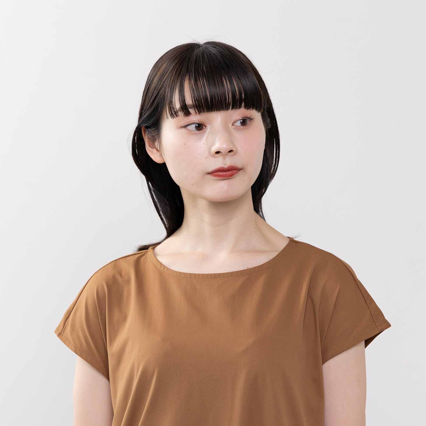 Real Stock|ラミプリュス　ふだんも水辺もUV対策　サイドゴムでクシュッと丈調節！　ラッシュガード素材ワンピース〈ブラウン〉