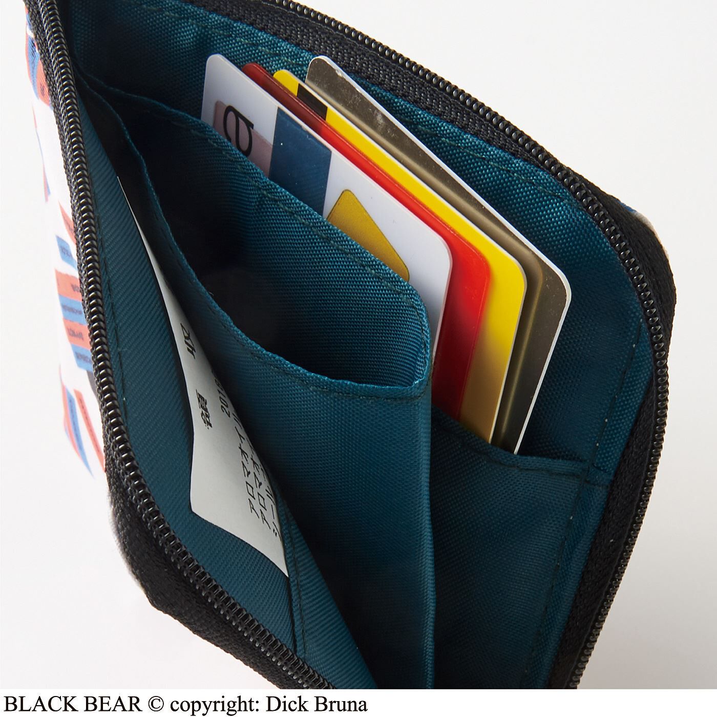 Real Stock|ブラック・ベア　L字型ファスナーが便利なコンパクト財布|袋状の仕切りですっきり整とん。