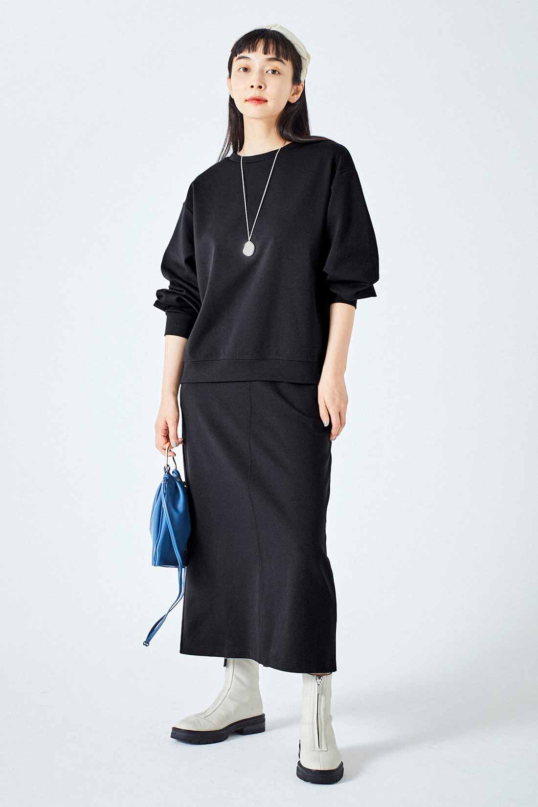 人気商品・限定商品ばかりの「超得 半額福袋」が販売開始 3～10日でお届け】リブ イン コンフォート くぼっち☆とコラボ ハリ感＆伸びる素材できれい見えする カットソーセットアップ〈アンティークブラック〉｜Real  Stock[リアルストック]｜フェリシモ【公式通販】 スーツ・フォーマル・ドレス