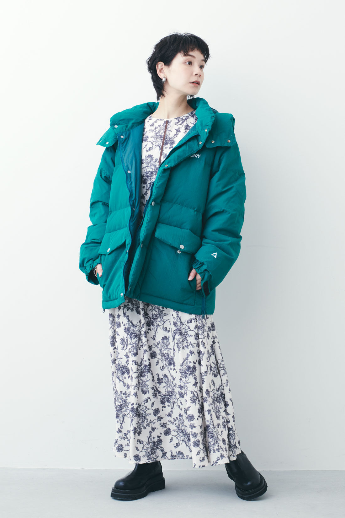 Real Stock|MEDE19F 〈SELECT〉 GERRY BASIC DOWN JACKET|3：GREEN　モデル身長：157cm