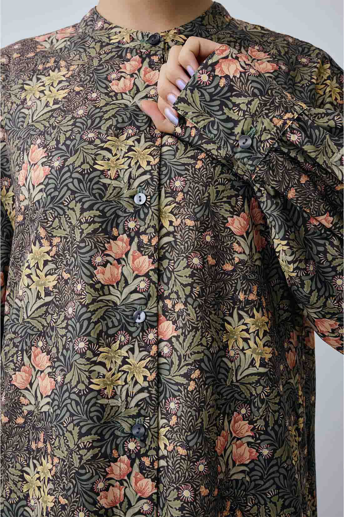 Real Stock|MEDE19F　〈MORRIS Gallery〉プリントロングワンピース〈CHRYSANTHEMUM柄〉
