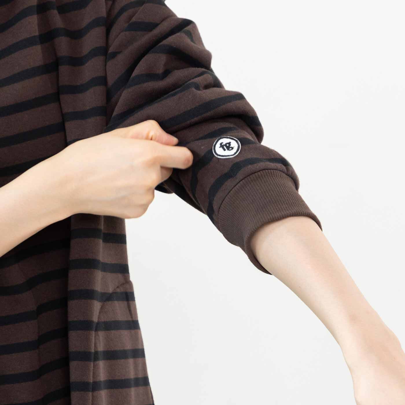 realstock [リアルストック]（Express BOX）|フラウグラット　シックな大人色ボーダーの かるホカ裏起毛ひらりチュニック〈ブラック×チョコレート〉|【すき間風ガード】袖はプッシュアップしやすく、風を防ぐリブ仕様。