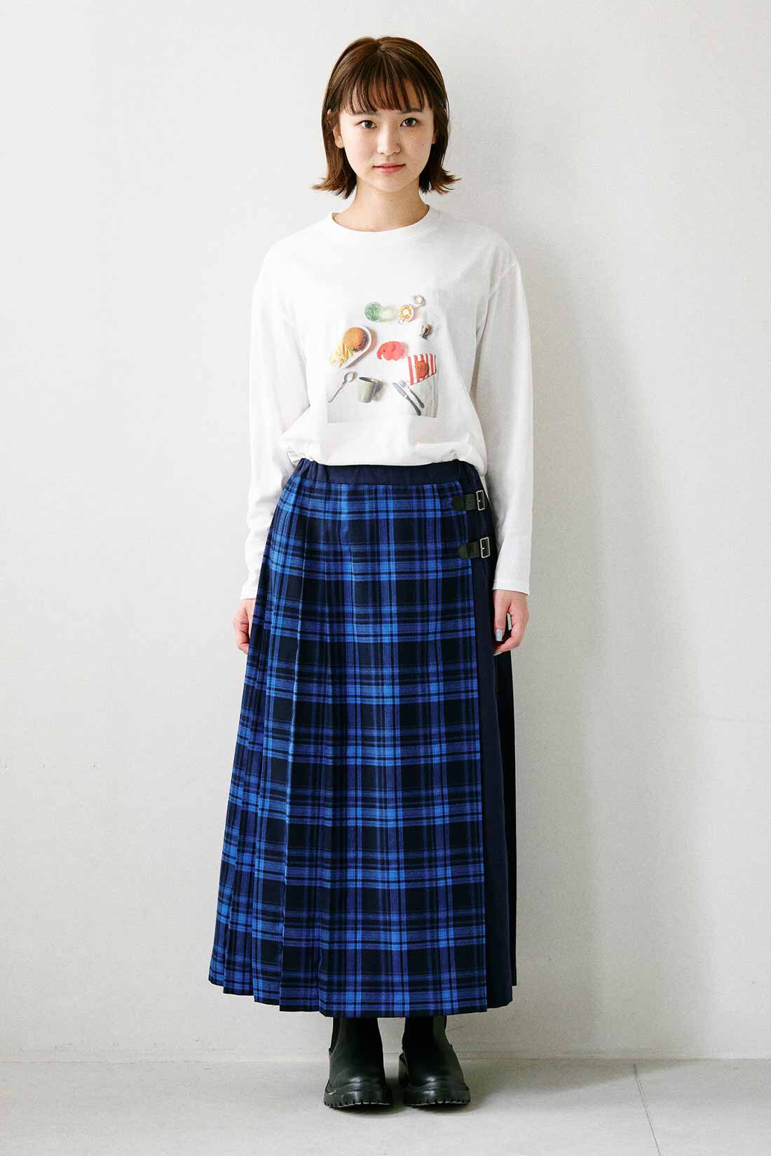 Real Stock|ドムドムハンバーガーコラボ　ストーリーあふれる　フォトTシャツ〈ホワイト〉|身長162cm/Mサイズ着用