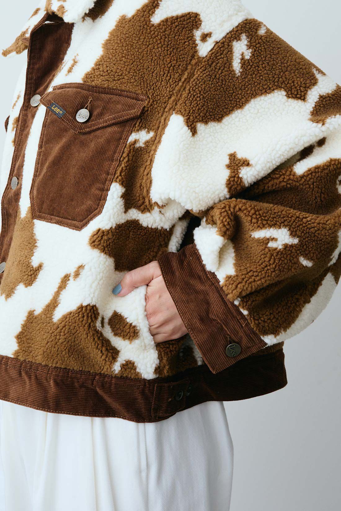 realstock [リアルストック]（Express BOX）|MEDE19F 〈SELECT〉【Lee】ウシ柄 ルーズボアジャケット|1.ブラウン