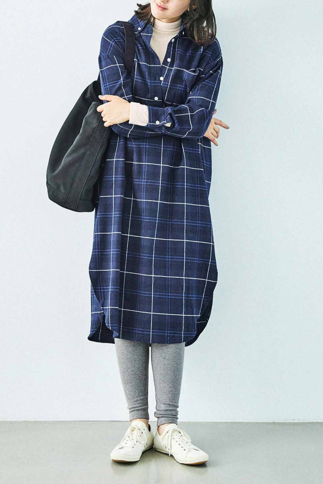 Real Stock|THREE FIFTY STANDARD　あったか両面起毛 タートルインナー〈オフホワイト〉|「ネックは締め付けの少ないゆとりのあるフィット感。もっちりとした肌ざわりの生地で首もとをやさしく包み込んで、寒さを防いでくれます。」 